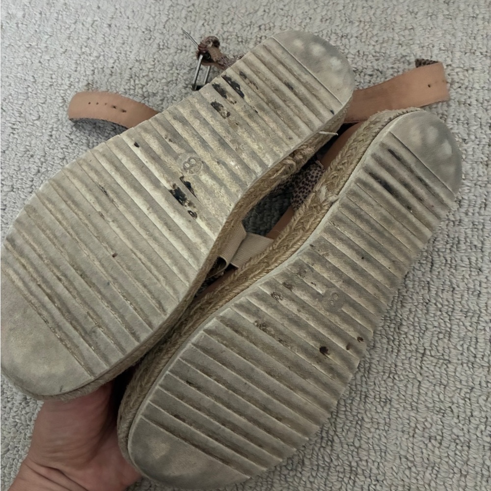 Universal Thread Brown Sandals Espadrille Style - Picture 6 of 7